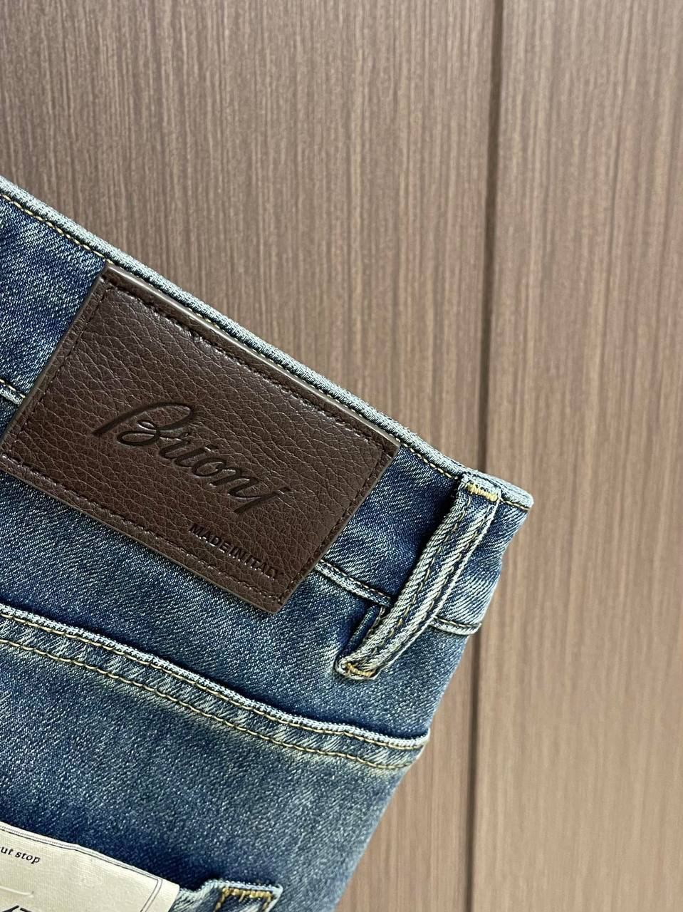МУЖСКИЕ ДЖИНСЫ BRIONI детальное фото