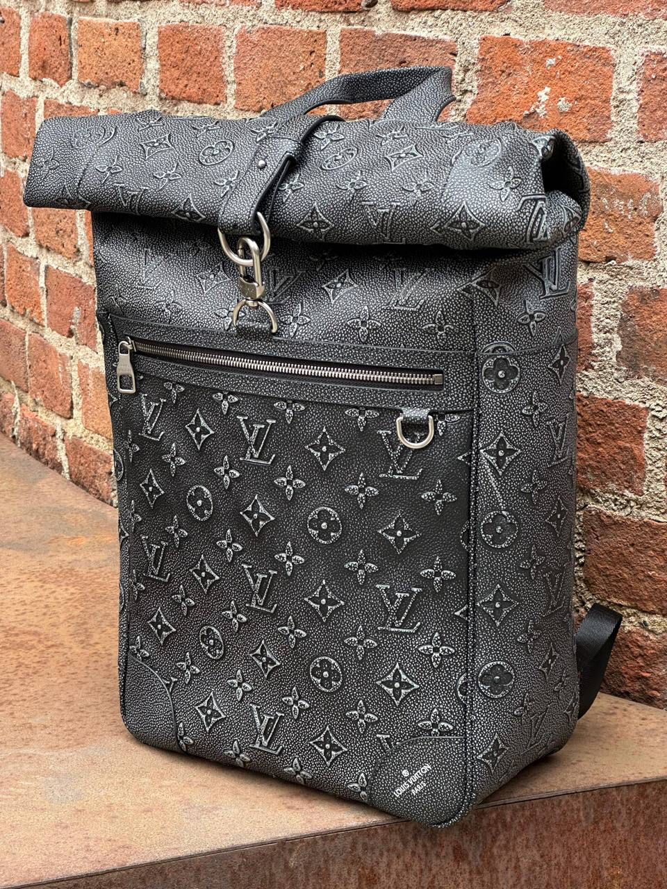 МУЖСКОЙ РЮКЗАК LOUIS VUITTON детальное фото