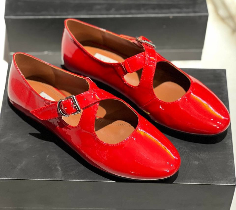 БАЛЕТКИ ALAIA фото