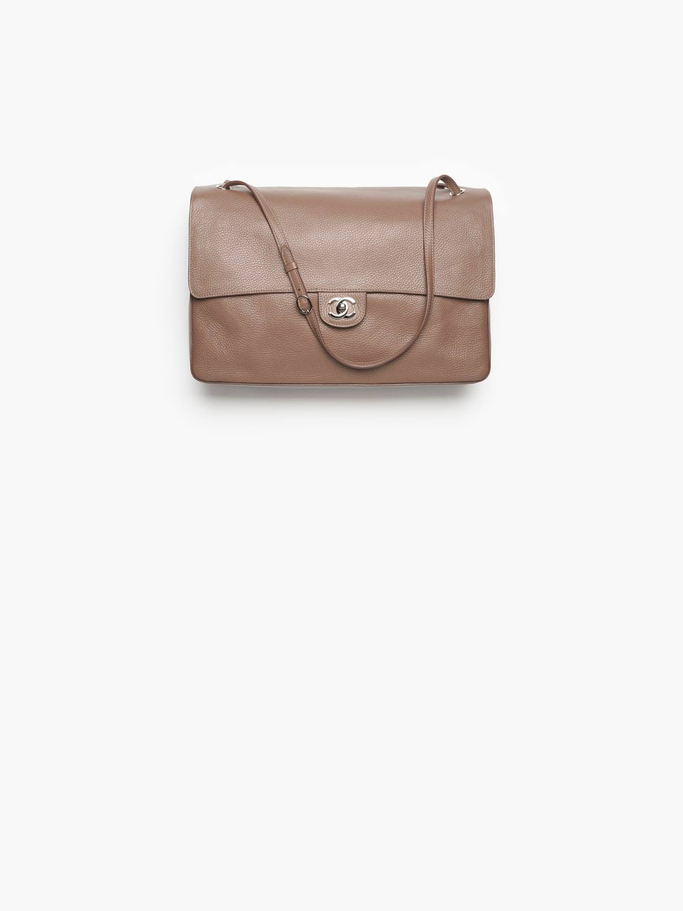 СУМКА CHANEL MAXI FLAP детальное фото