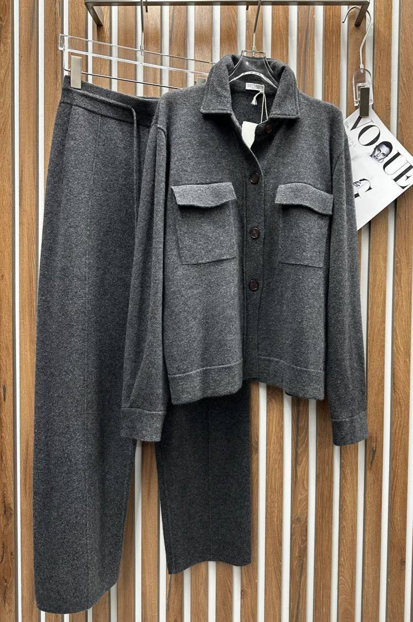 КОСТЮМ BRUNELLO CUCINELLI детальное фото