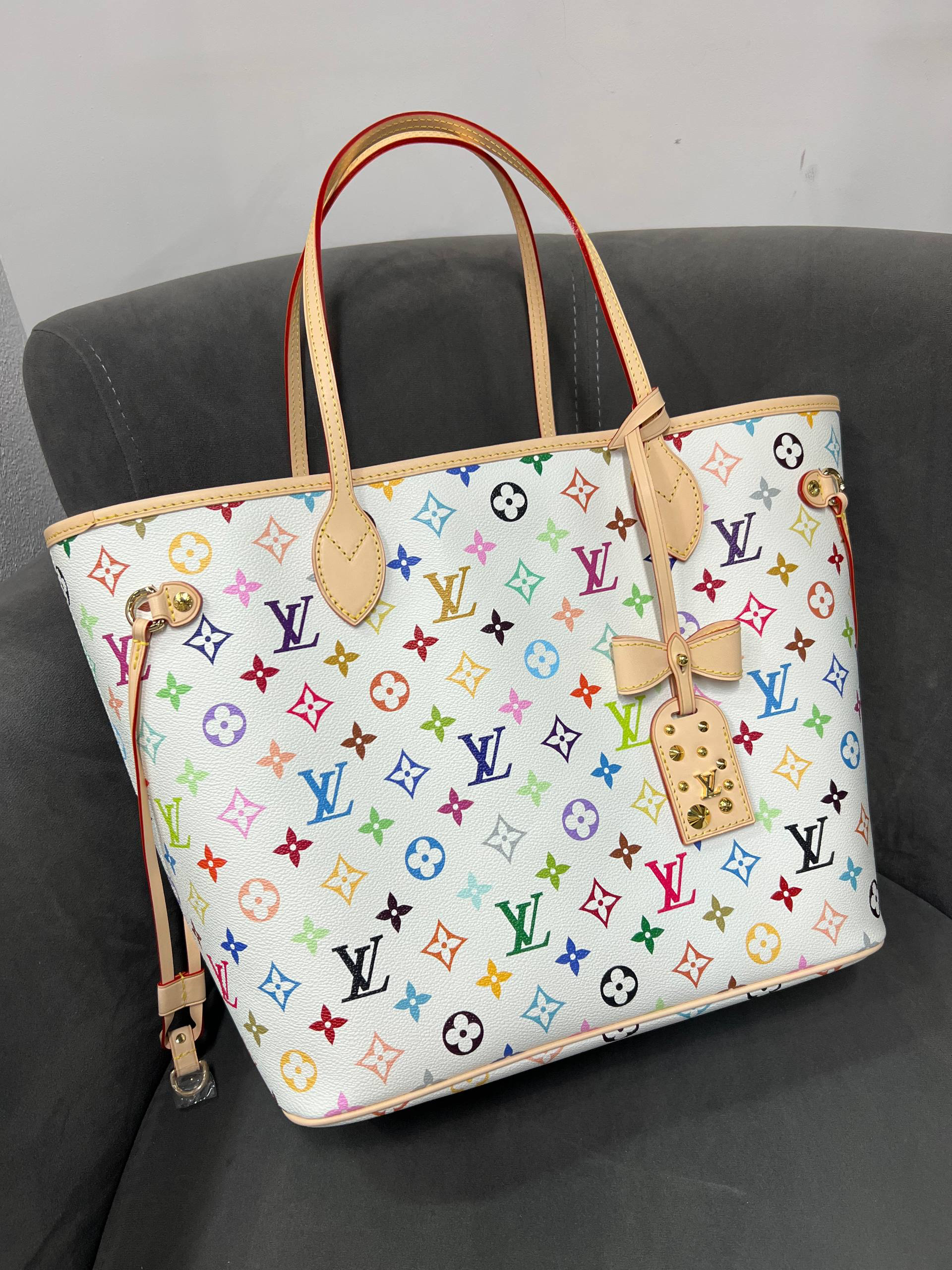 СУМКА LOUIS VUITTON детальное фото