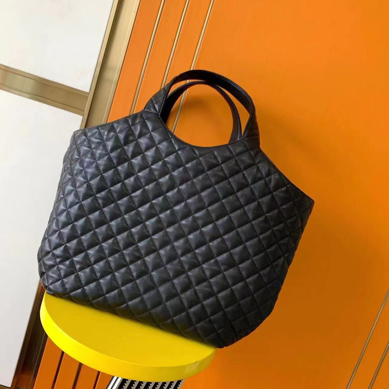 СУМКА SAINT LAURENT детальное фото