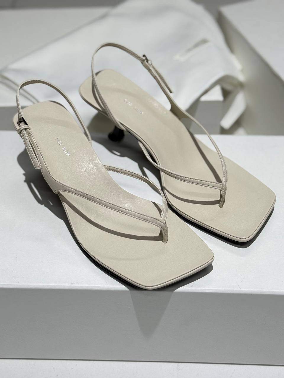 БОСОНОЖКИ THE ROW детальное фото