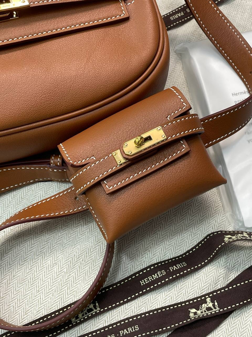 СУМКА HERMES KELLY MOOVE детальное фото