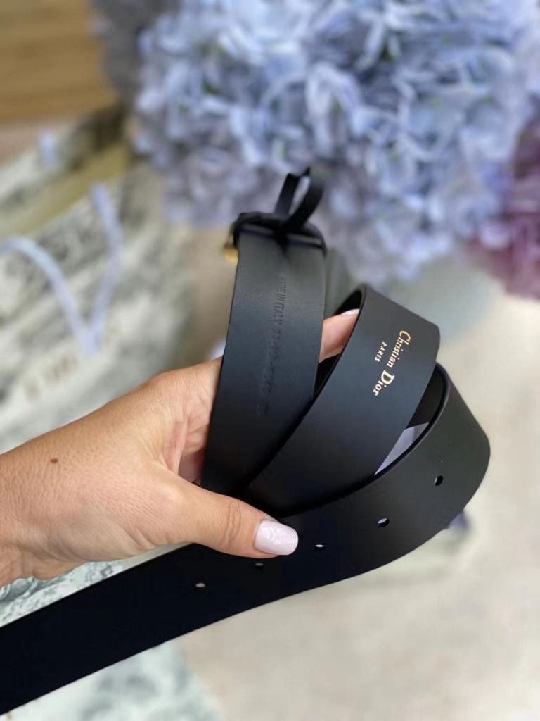 ЖЕНСКИЙ РЕМЕНЬ DIOR детальное фото