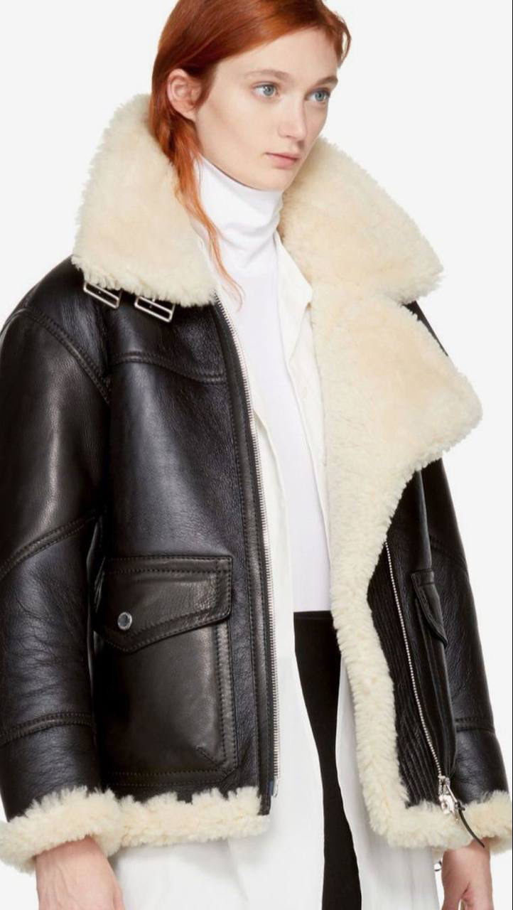 ДУБЛЕНКА BURBERRY детальное фото