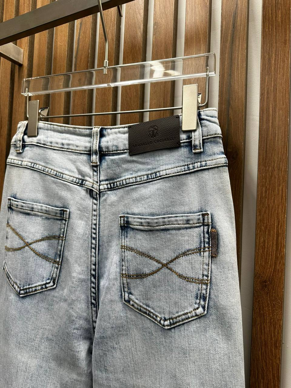 ДЖИНСЫ BRUNELLO CUCINELLI детальное фото