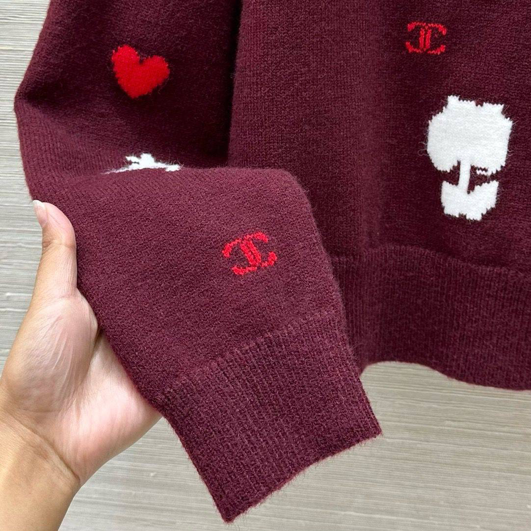 СВИТЕР CHANEL детальное фото