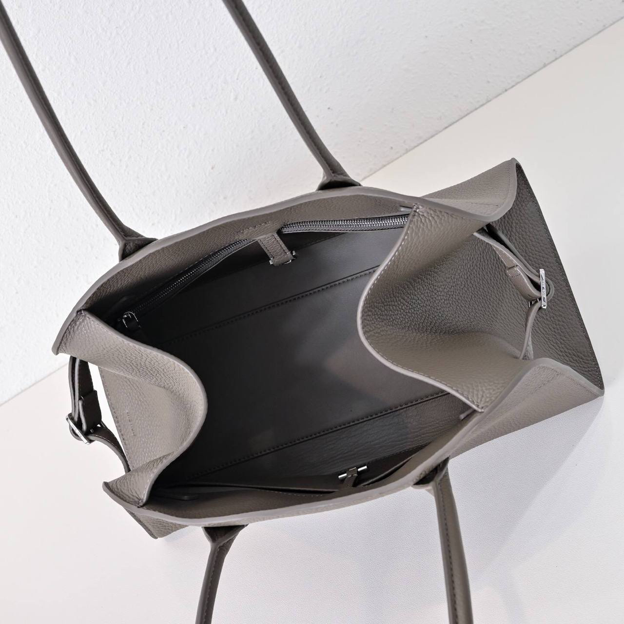 СУМКА THE ROW MARGAUX 12 детальное фото