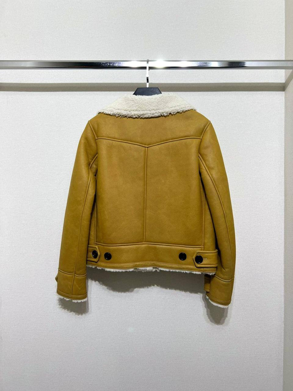 ДУБЛЕНКА CHRISTIAN DIOR детальное фото