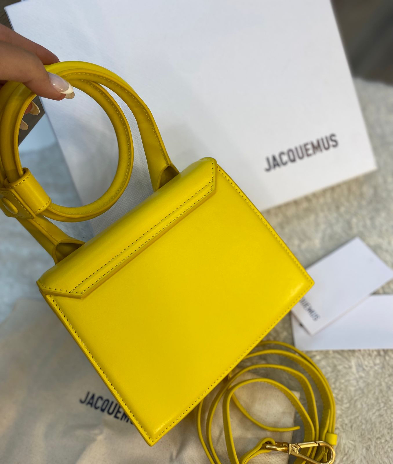 СУМКА JACQUEMUS детальное фото
