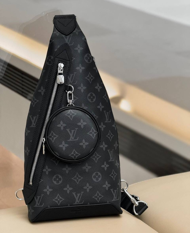 МУЖСКАЯ СУМКА СЛИНГ LOUIS VUITTON фото