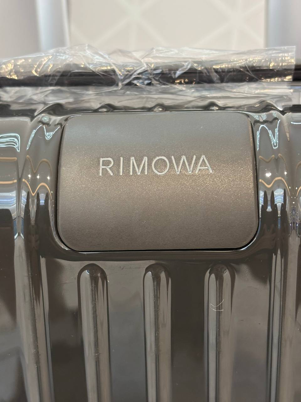 ЧЕМОДАН RIMOWA детальное фото