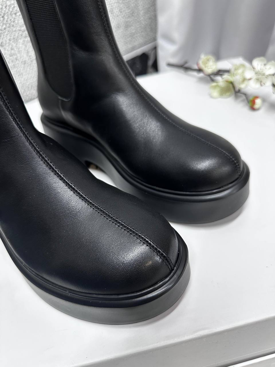 БОТИНКИ THE ROW детальное фото