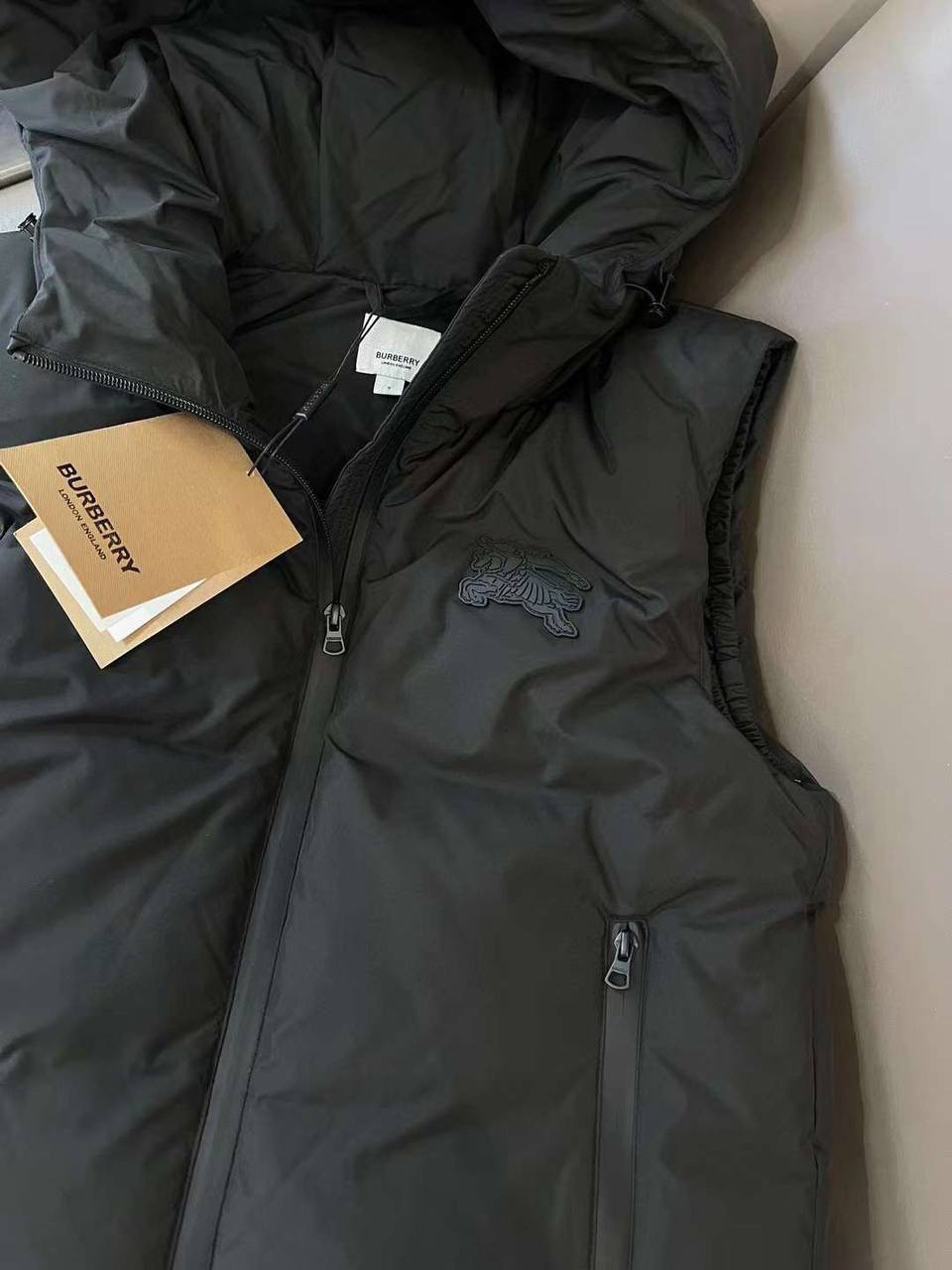 ЖИЛЕТ BURBERRY детальное фото