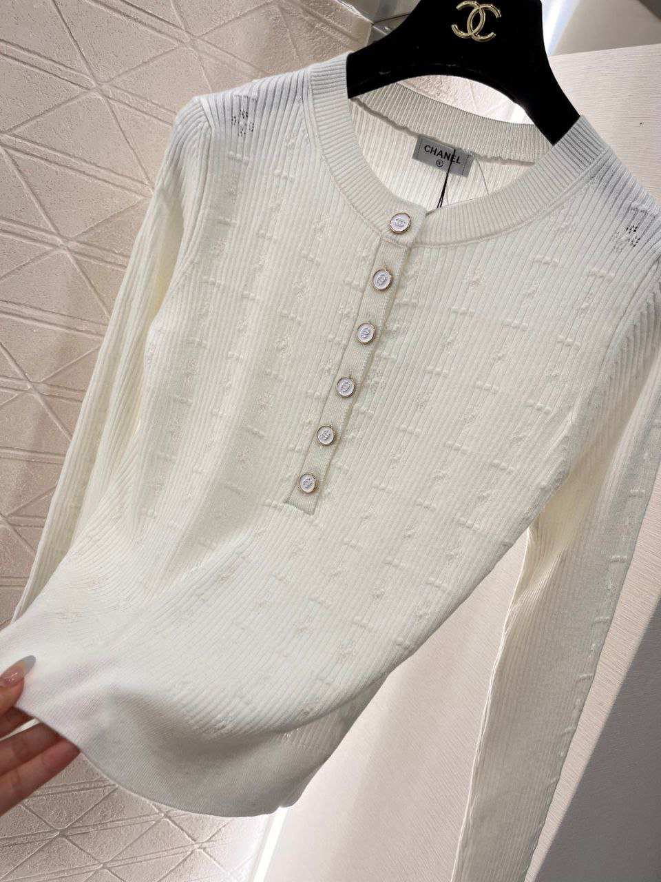 ЛОНГСЛИВ CHANEL детальное фото