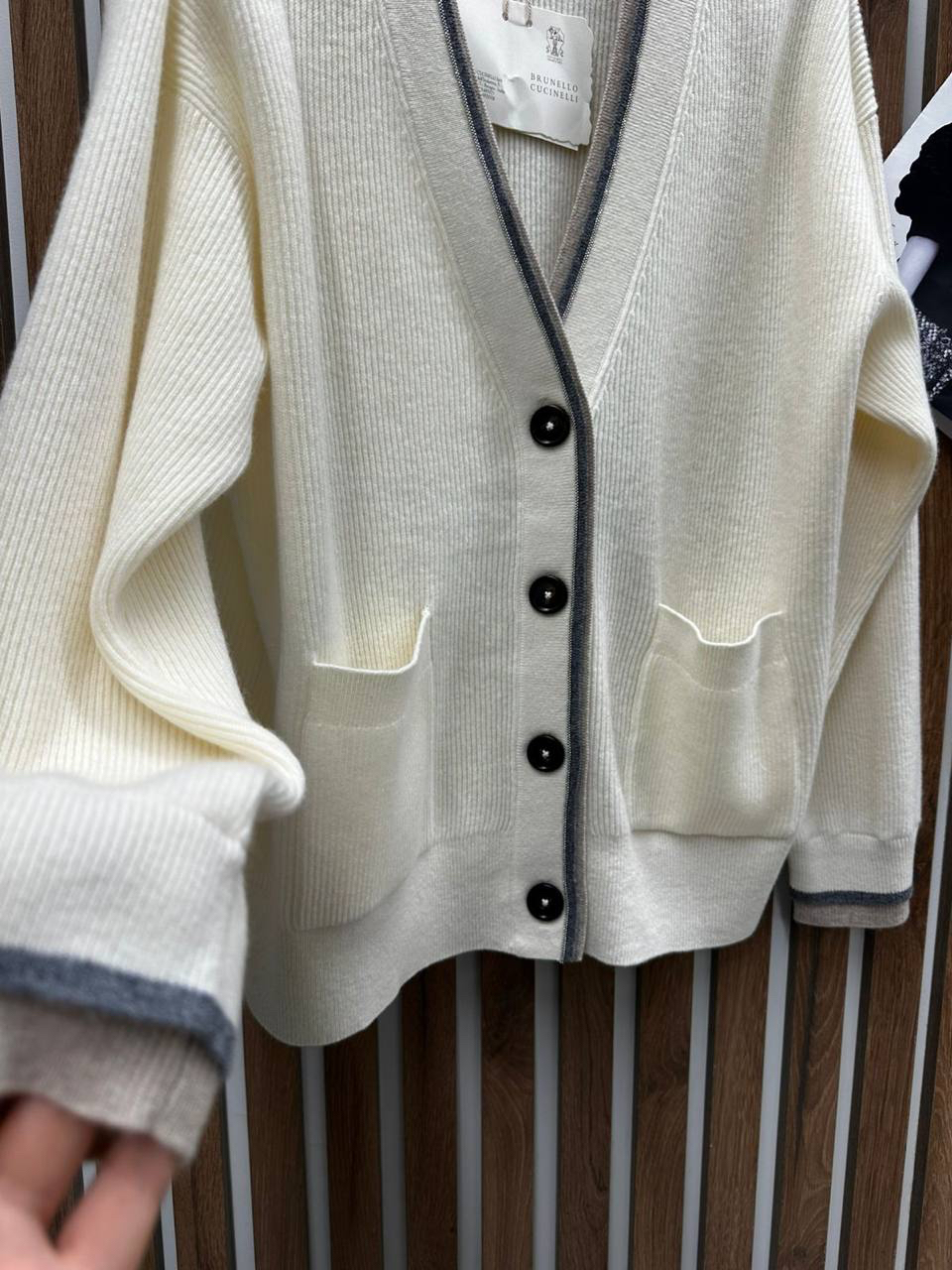 КОСТЮМ BRUNELLO CUCINELLI детальное фото