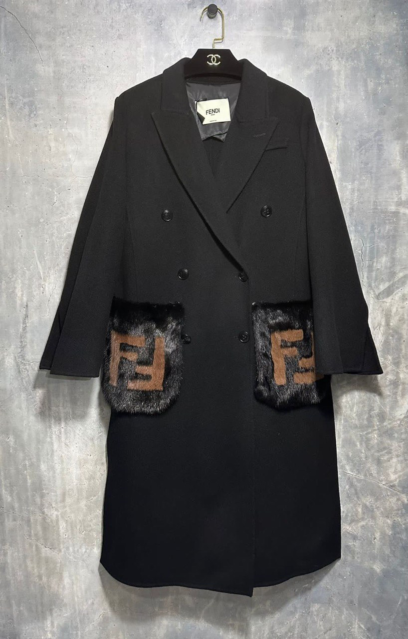 ПАЛЬТО FENDI детальное фото