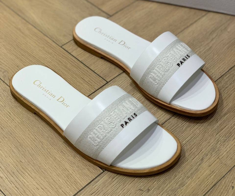 ШЛЕПКИ CHRISTIAN DIOR фото