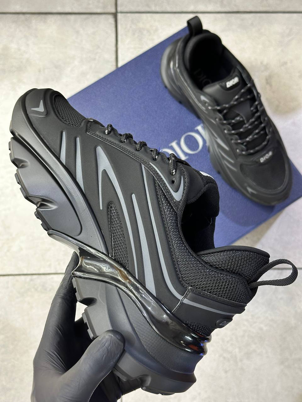 МУЖСКИЕ КРОССОВКИ CHRISTIAN DIOR детальное фото