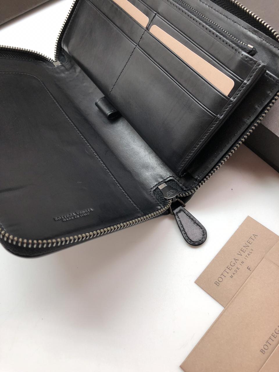 Клатч Bottega Veneta детальное фото