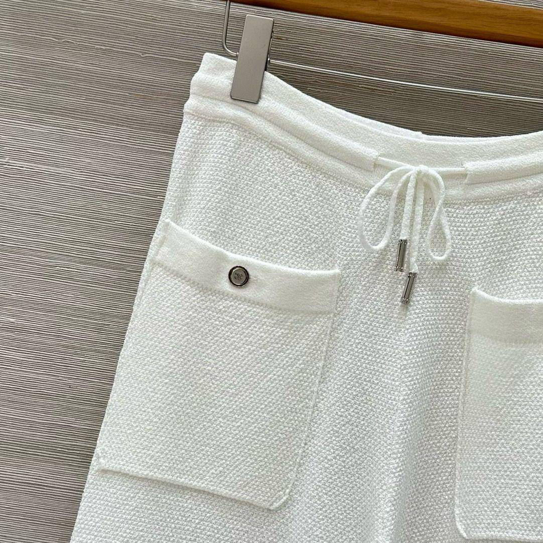 БРЮКИ CHANEL детальное фото