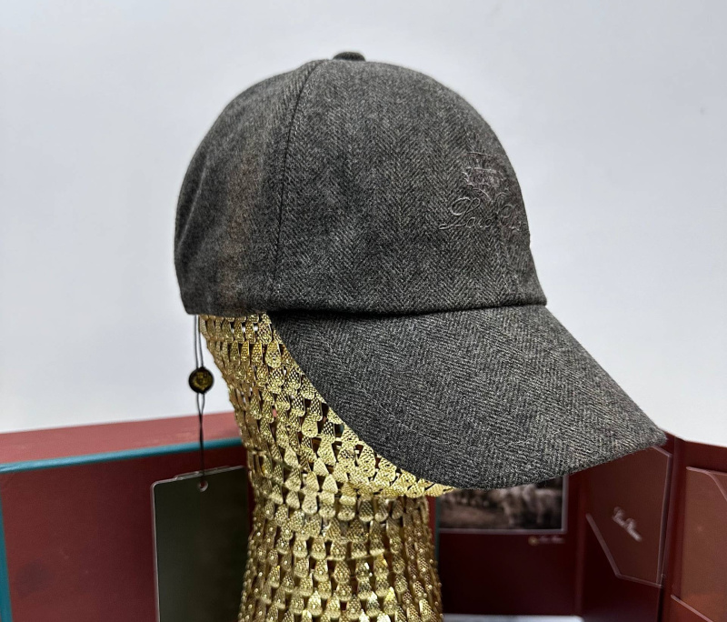 КЕПКА LORO PIANA фото