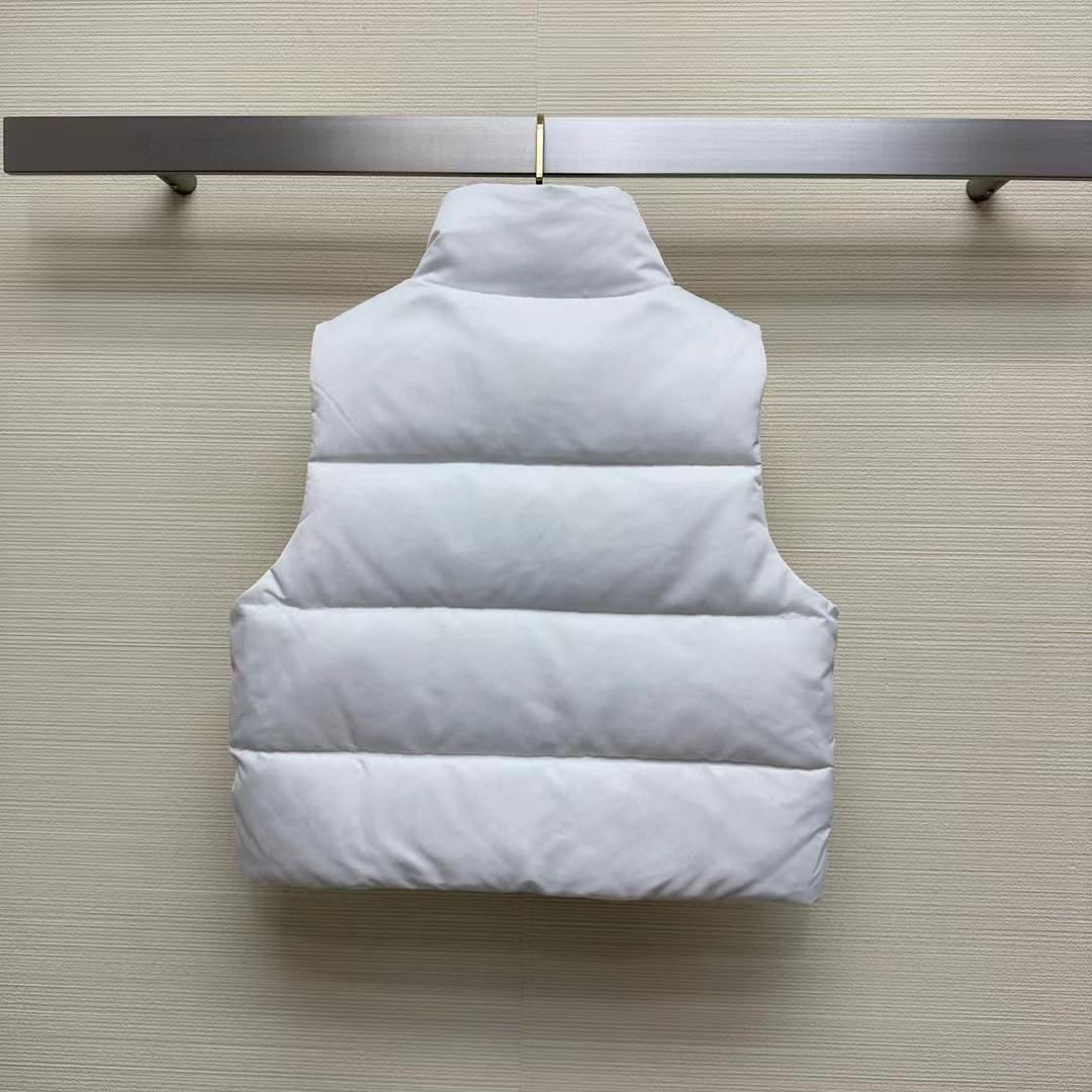 ЖИЛЕТ PRADA детальное фото