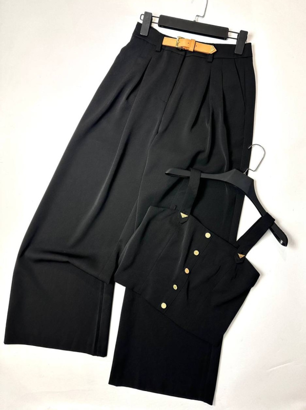 КОСТЮМ PRADA фото