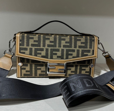 СУМКА FENDI фото