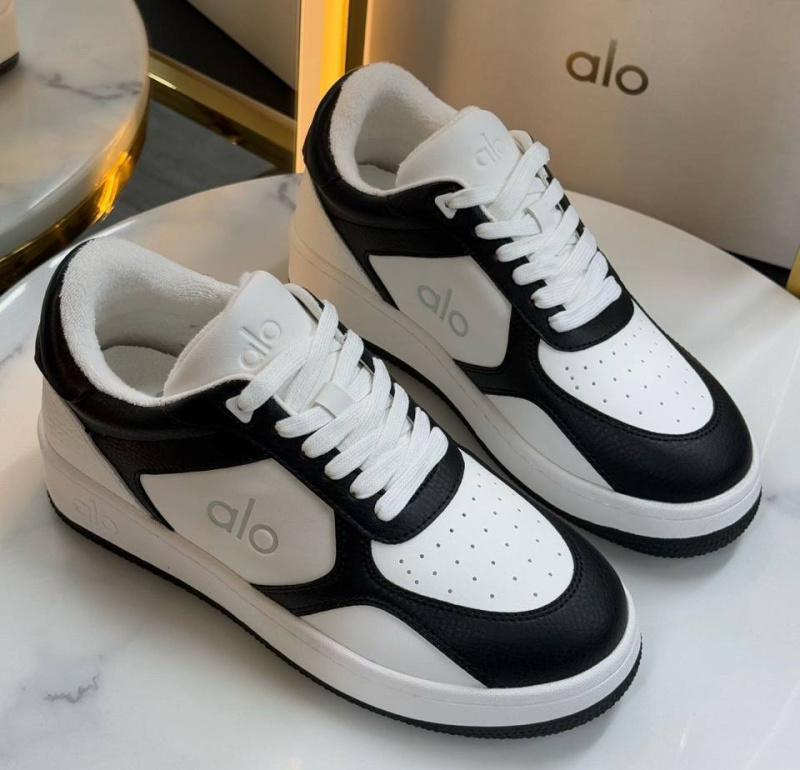 КРОССОВКИ OLO фото