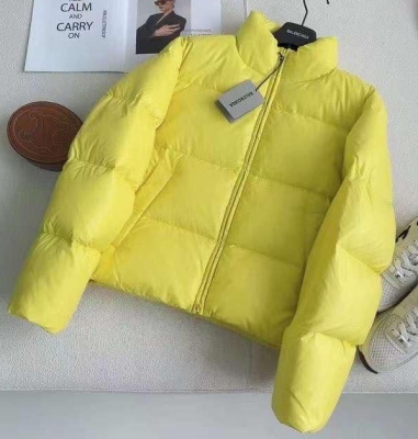 ПУХОВИК BALENCIAGA фото