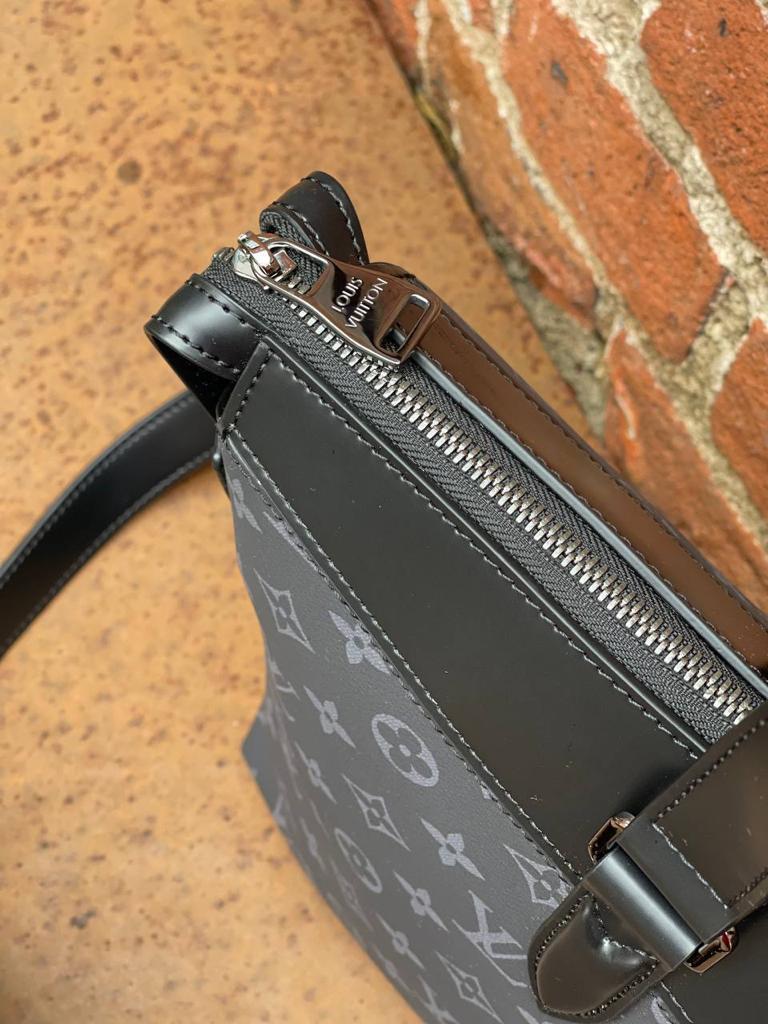 МУЖСКОЙ ПОРТФЕЛЬ LOUIS VUITTON детальное фото