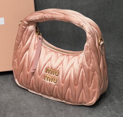 СУМКА MIU MIU WANDER фото