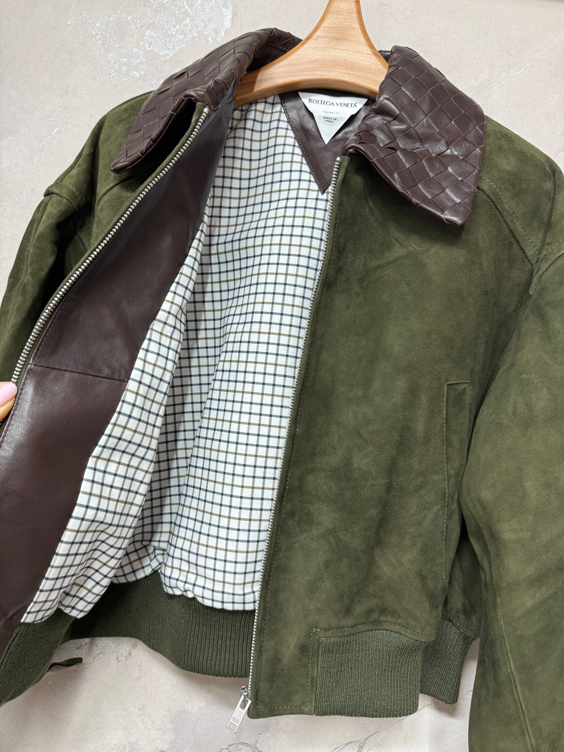 КУРТКА BOTTEGA VENETA детальное фото