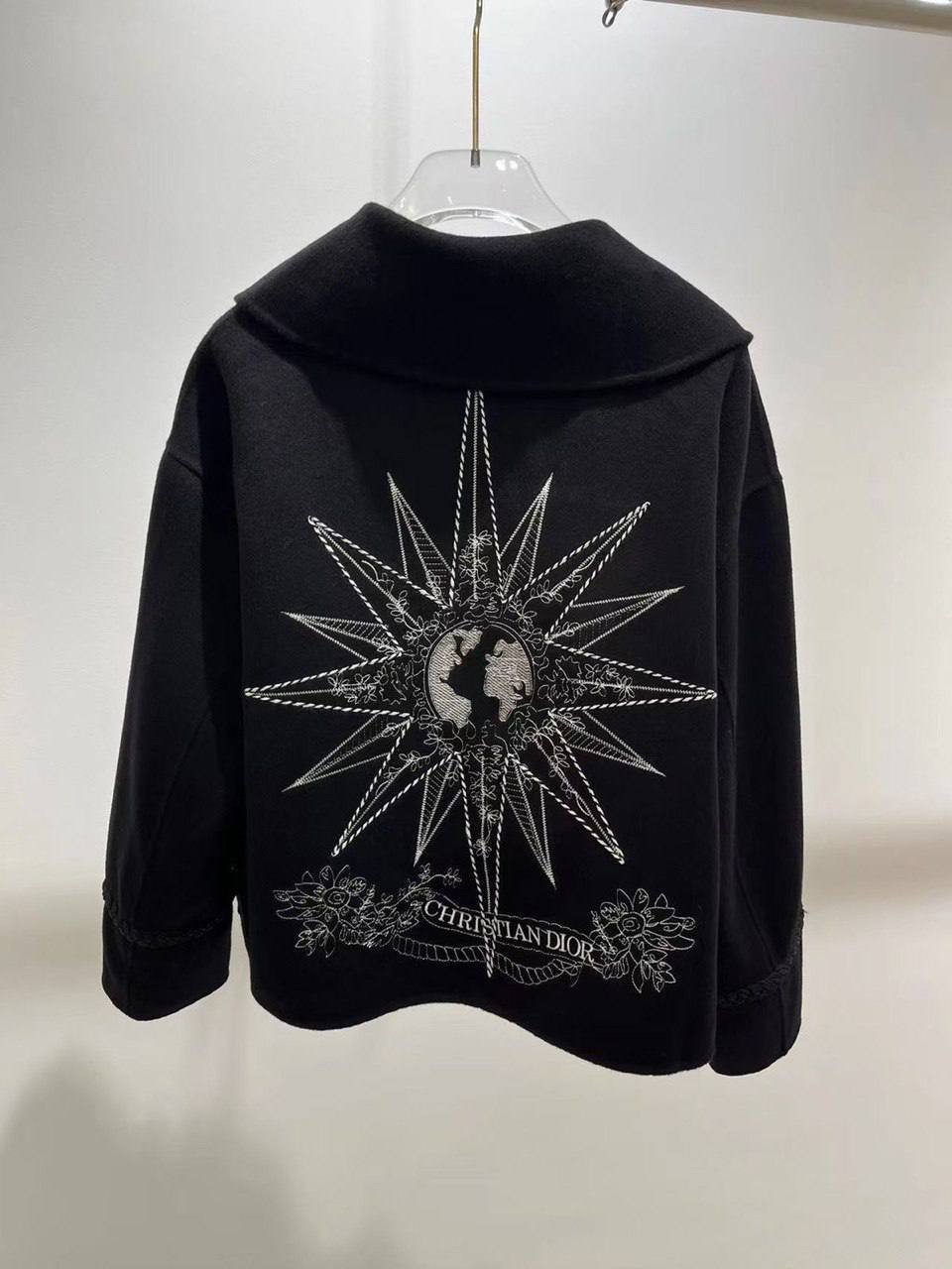 ПАЛЬТО CHRISTIAN DIOR детальное фото