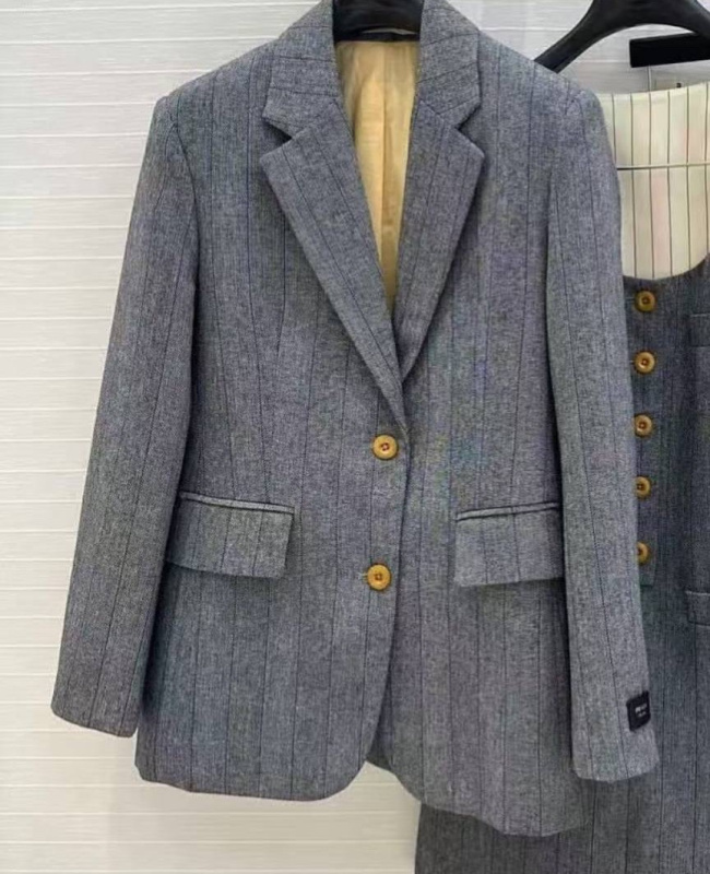 ПИДЖАК PRADA фото