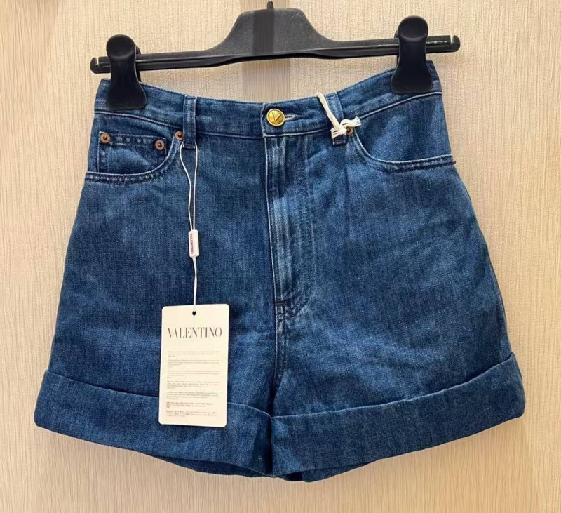 ШОРТЫ VALENTINO фото