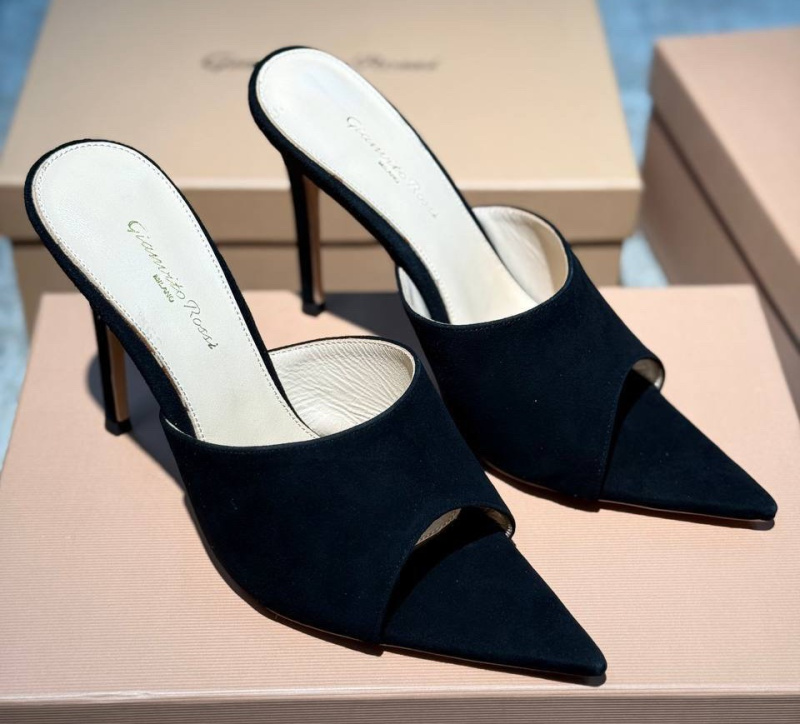 ШЛЕПКИ GIANVITO ROSSI фото