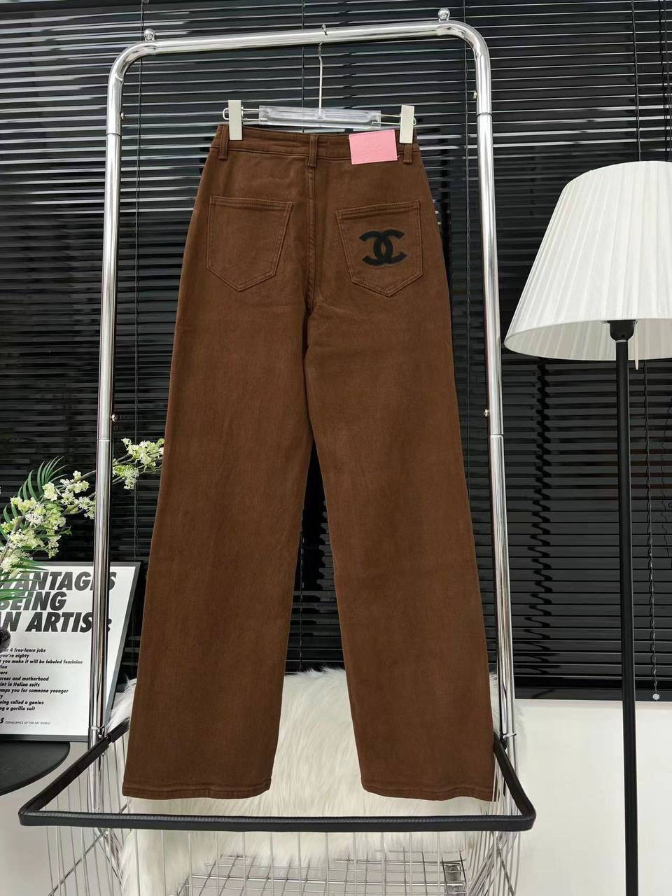 ДЖИНСЫ CHANEL детальное фото