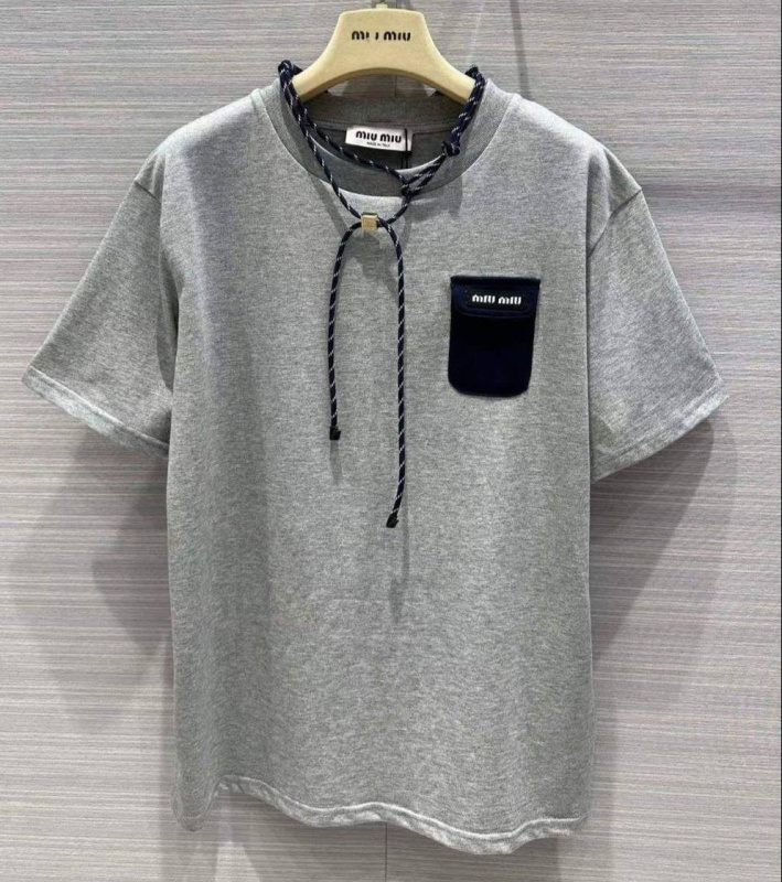 ФУТБОЛКА MIU MIU фото