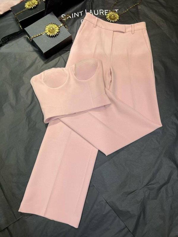 КОСТЮМ SAINT LAURENT фото