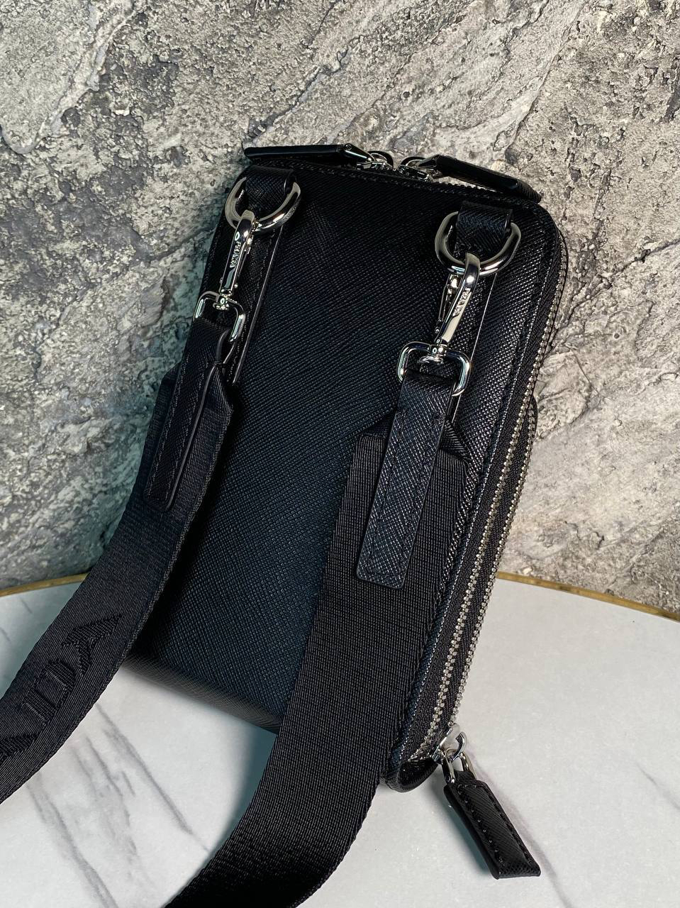 МУЖСКАЯ СУМКА МЕССЕНДЖЕР PRADA детальное фото