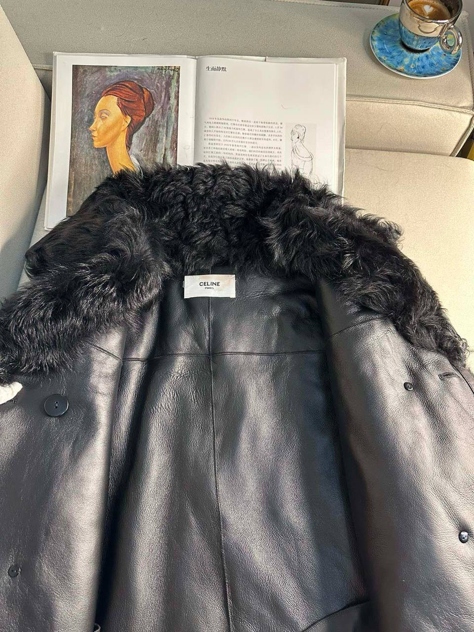 ДУБЛЕНКА CELINE детальное фото