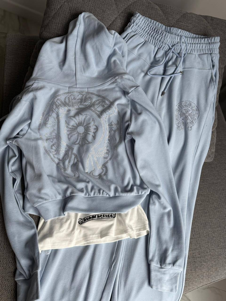 КОСТЮМ CHROME HEARTS детальное фото