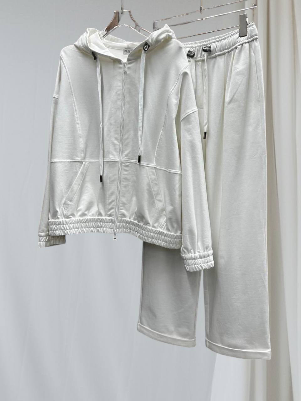 КОСТЮМ BRUNELLO CUCINELLI детальное фото