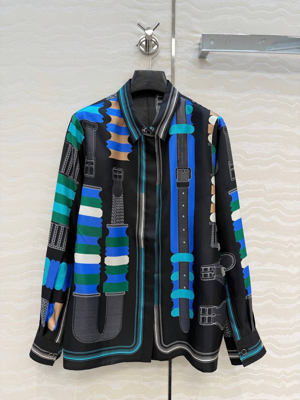 КОСТЮМ HERMES детальное фото