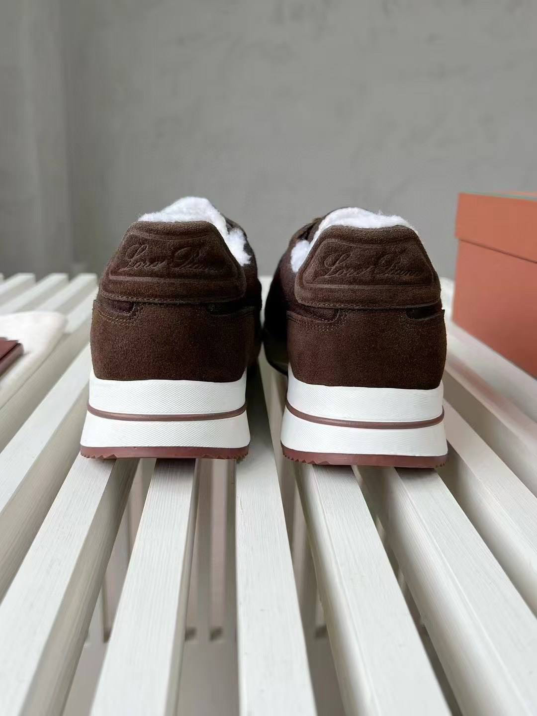 МУЖСКИЕ КРОССОВКИ LORO PIANA детальное фото