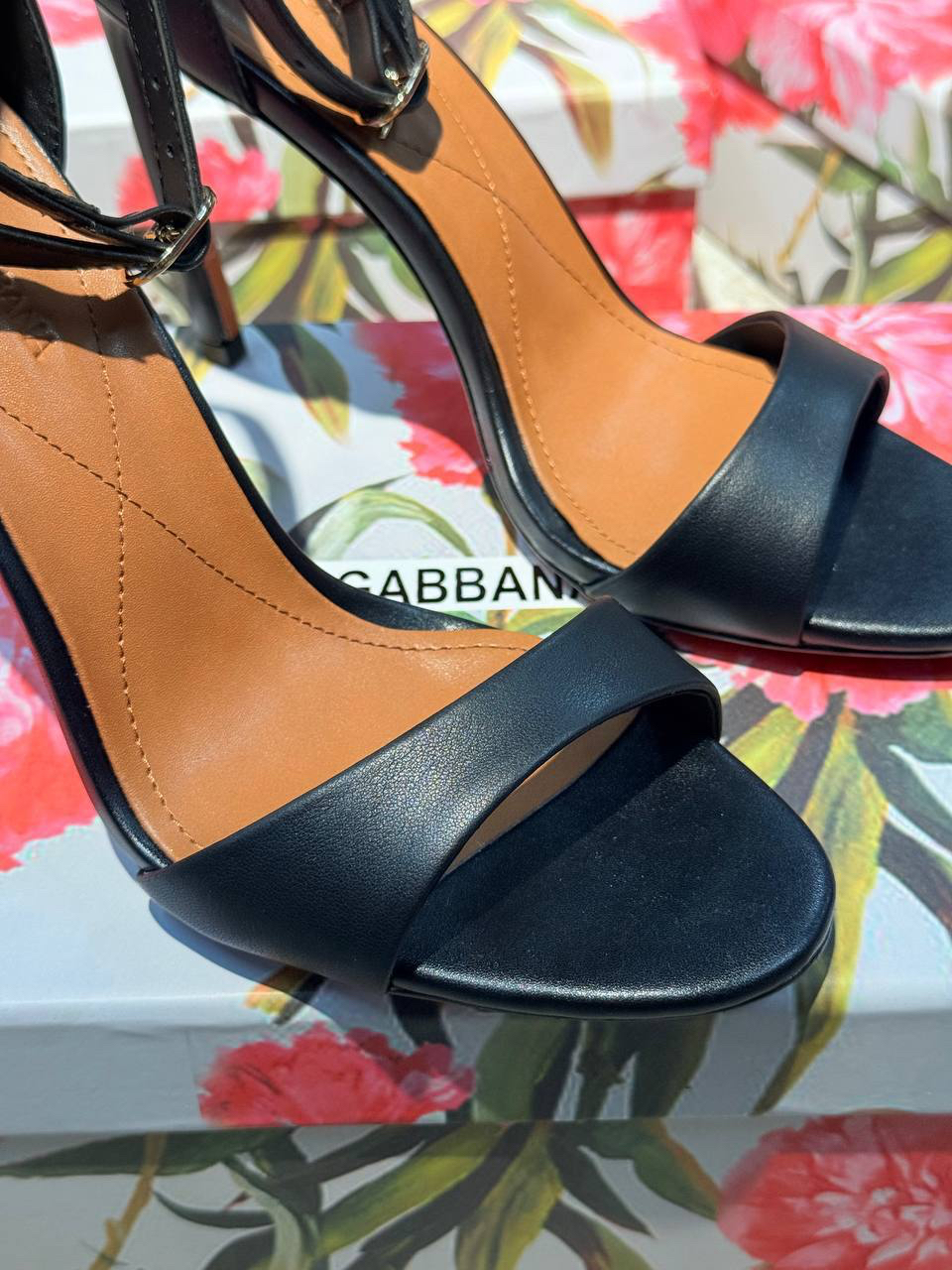 БОСОНОЖКИ DOLCE & GABBANA детальное фото